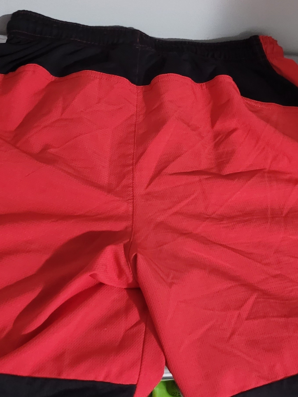Boy's Reebok Red and Black Performance Shorts Size 14/16